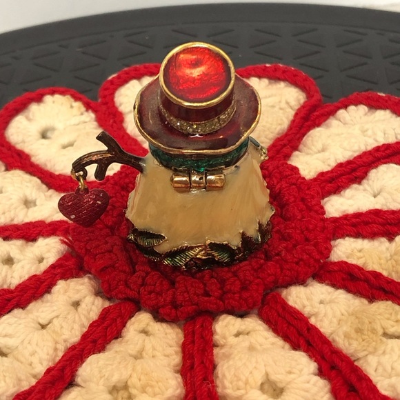VTG Monet Enameled Hinged Snowman Trinket Box with Rhinestones Hanging Heart - Picture 2 of 11